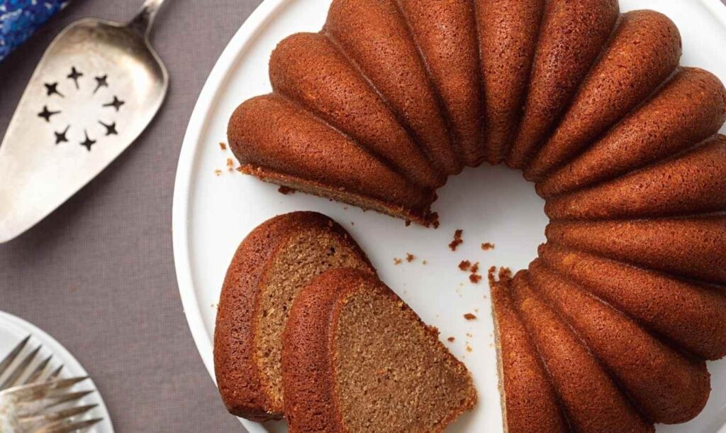 Simple Bundt Cake Recipe