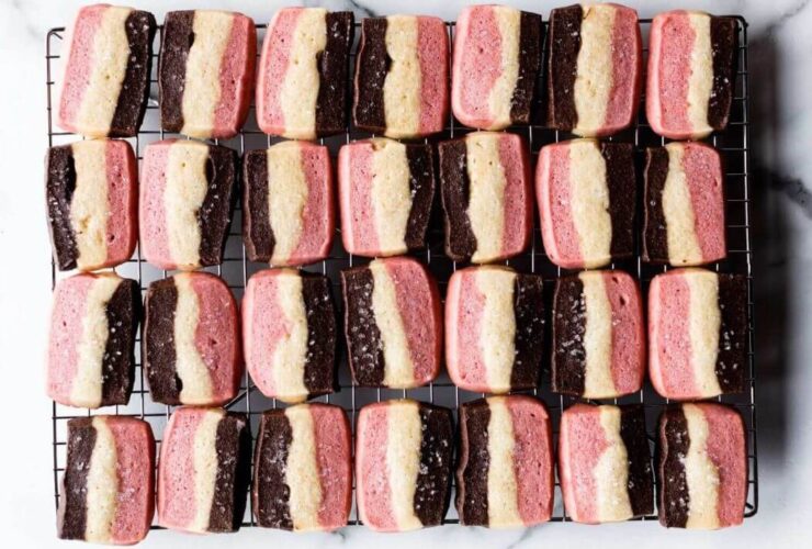 Neapolitan coconut candy recipe