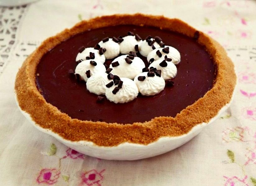 JELL-O Chocolate Pudding Pie