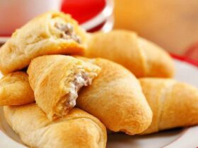 Pioneer Woman Creamy Chicken Stuffed Crescent Rolls