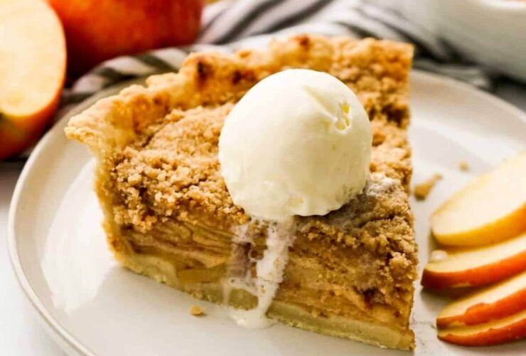 Pioneer Woman Apple Crumb Pie