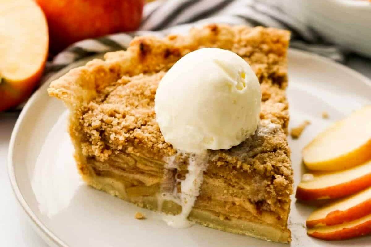 Pioneer Woman Apple Crumb Pie