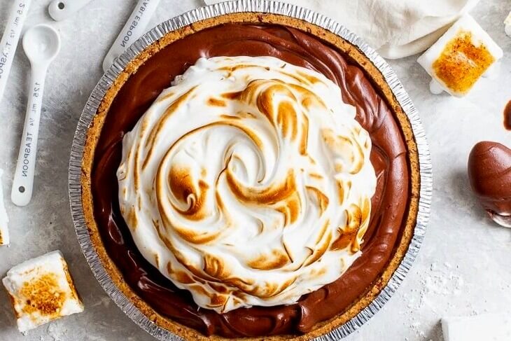 Grandma's Chocolate Pie