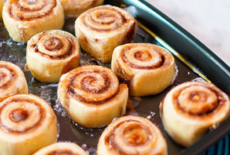 Air Fryer Cinnamon Rolls