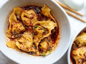 How To Make Chicken Wontons in Spicy Chili Sauce